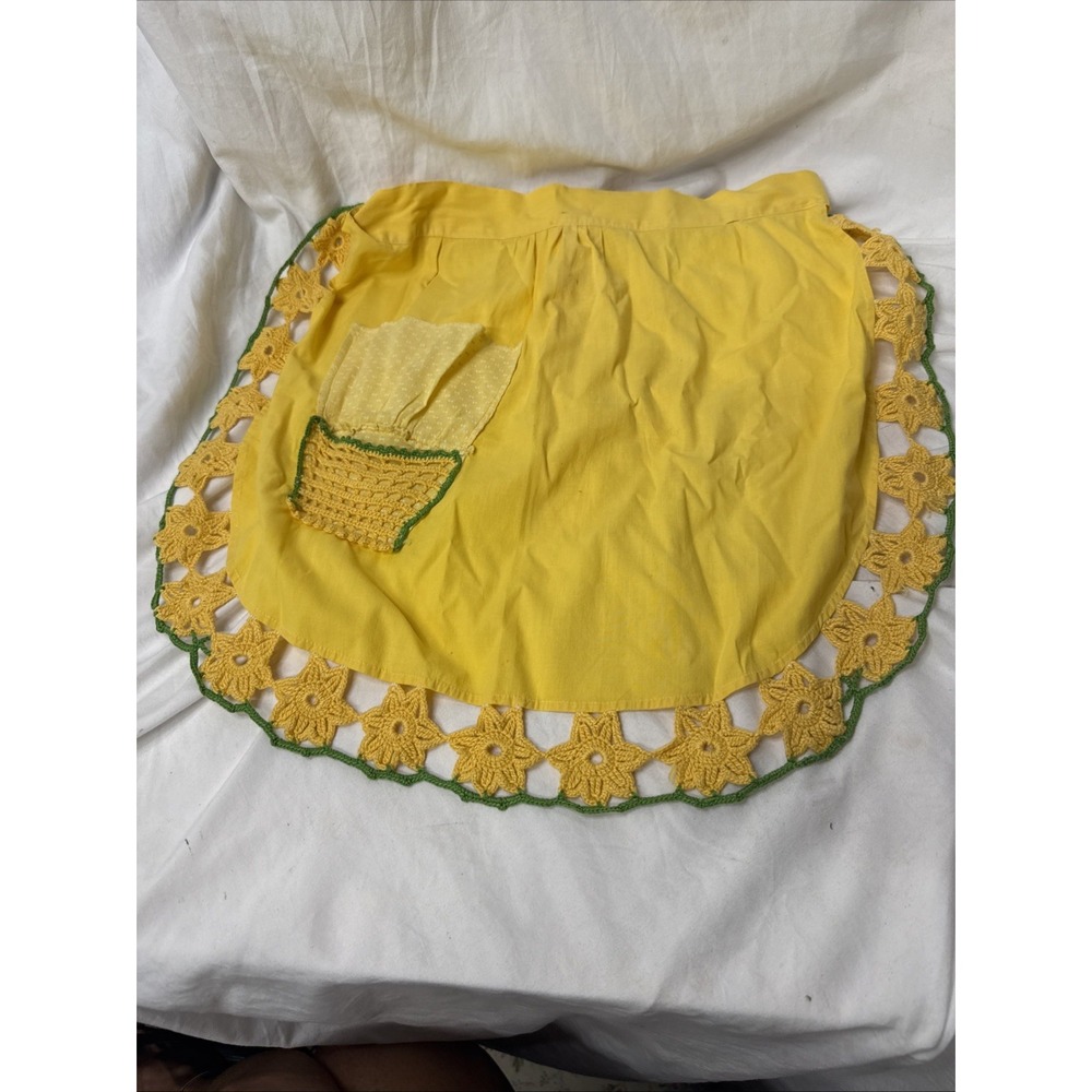 Vintage Sunshine Half Apron Yellow Crochet Floral Apron Pocket Retro MadMen Wife